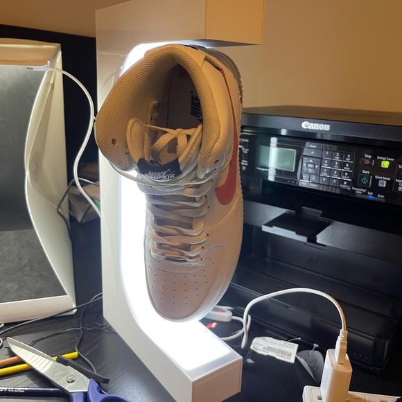 Floating Air Force 1 High Lamp - Picture 8 of 8